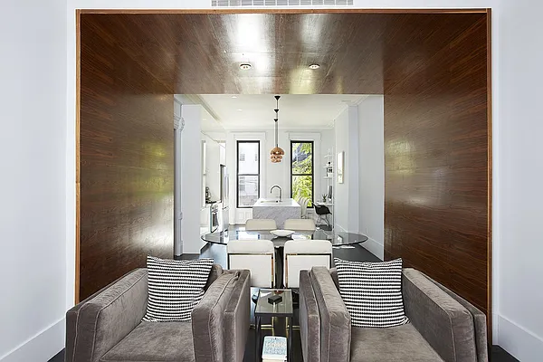 Sold by Canvas Real Estate | media 8