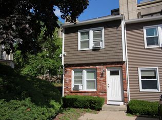 85 Gershom Ave APT 1, Lowell, MA 01854