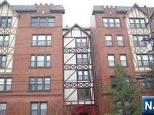 109 Grand Ave APT 1C, Englewood, NJ 07631