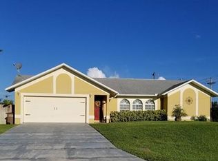 528 NE 19th Ct, Cape Coral, FL 33909