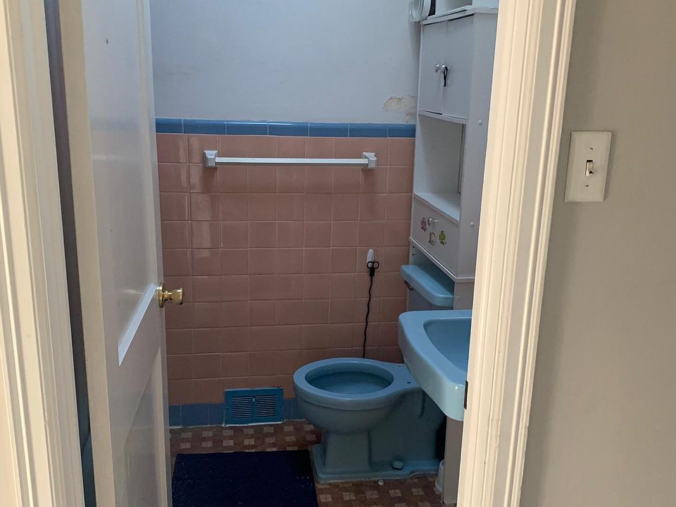 1st image of 2817 Longshore Ave