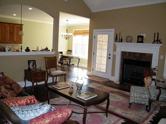 5th image of 5188 Glastonbury Ct