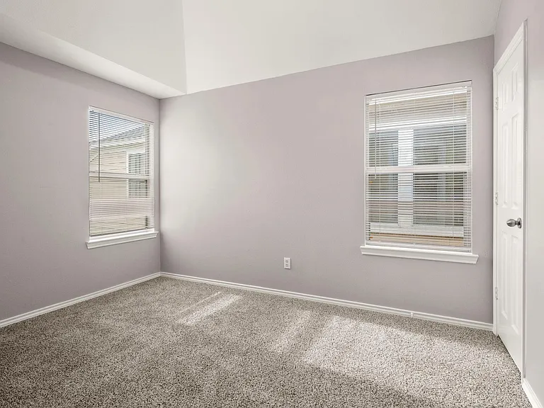 16546 Pentonshire Ln — Photo 16