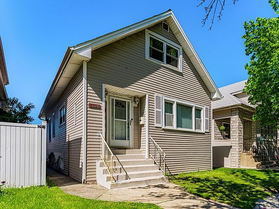 2nd image of 5138 W Addison St