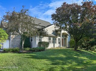 6133 Dixon Dr, Lisle, IL