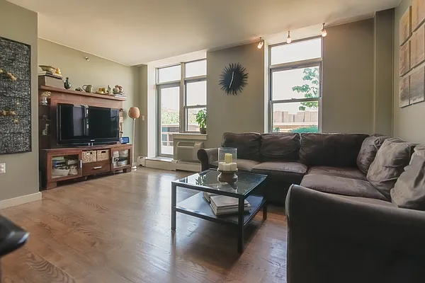 Sold by Bohemia Realty Group | media 4