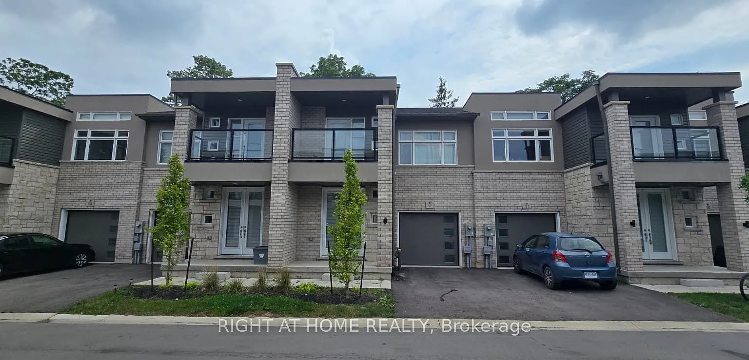 3 bed, $2,400 — Photo 1