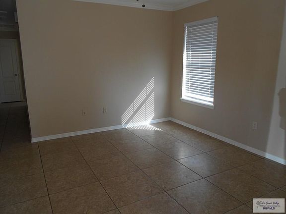 2nd image of 2241 El Arroyo St