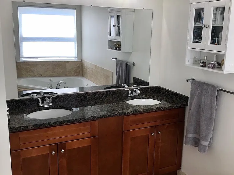 3rd floor master bathroom