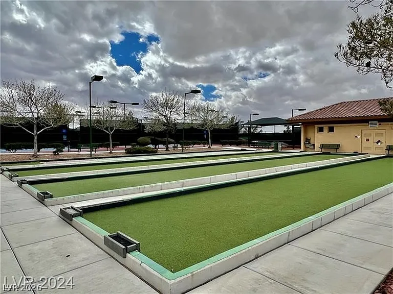 2407 Jada Dr — Photo 36