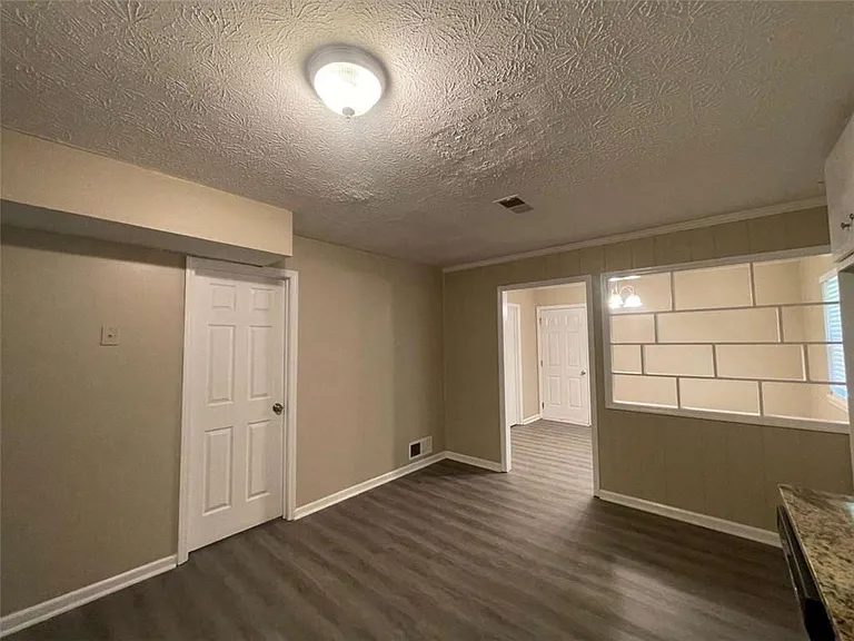55 Huntridge Dr — Photo 18