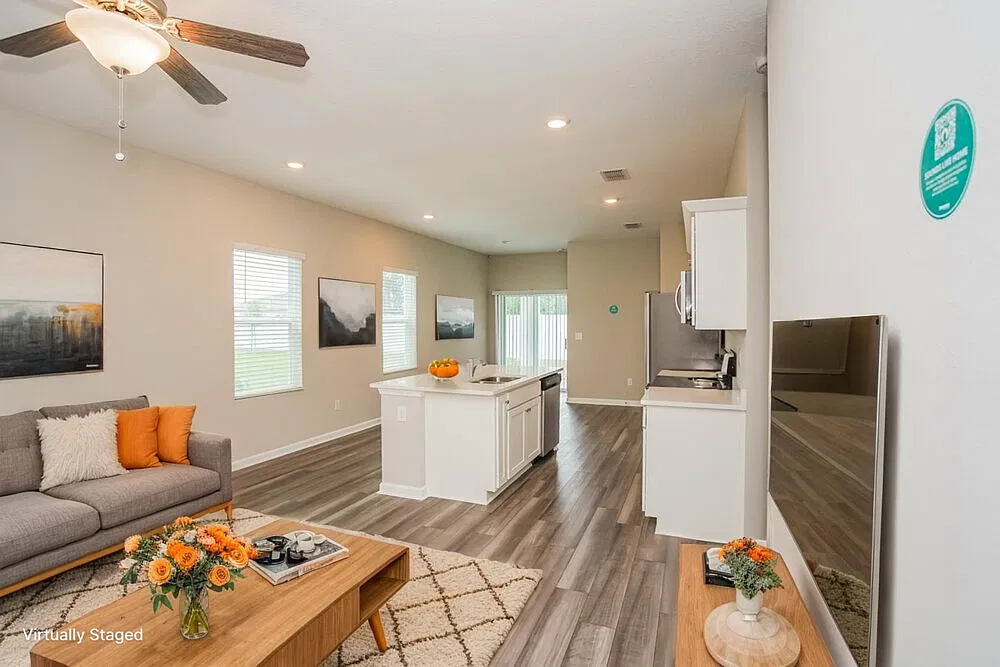 3 bed, 2.0 bath, 1412 sqft, $1,900 — Photo 4