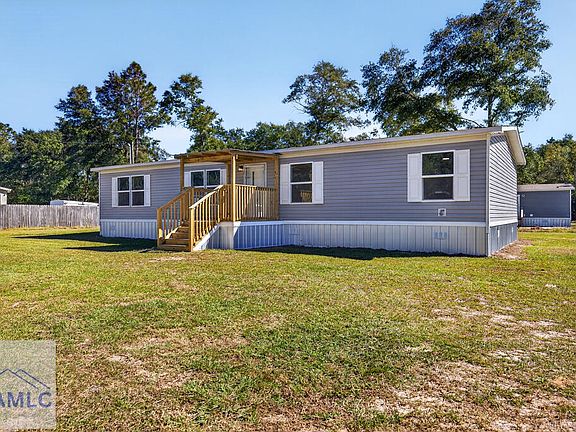 3rd image of 245 Rodman Rd