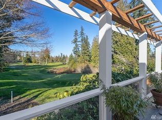 724 Tiffany Mdws NE, Bainbridge Island, WA 98110