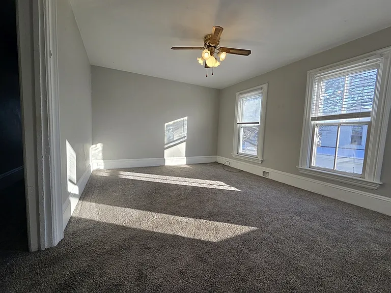 709 Franklin St #A — Photo 4