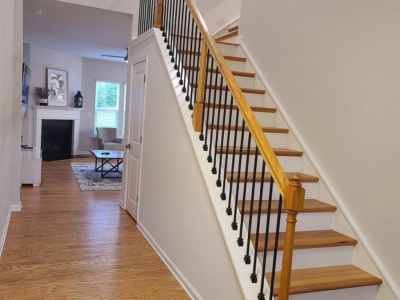 2825 Port Bow Ln — Photo 2