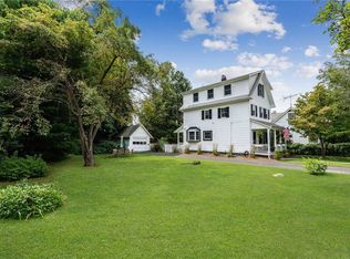 49 Pine St, Nelsonville, NY 10516