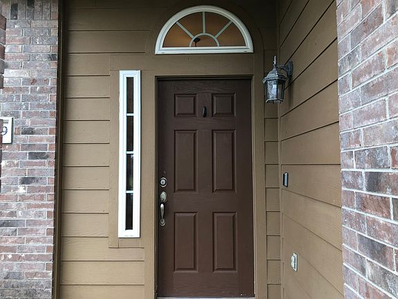 3rd image of 6029 Tapestry Dr