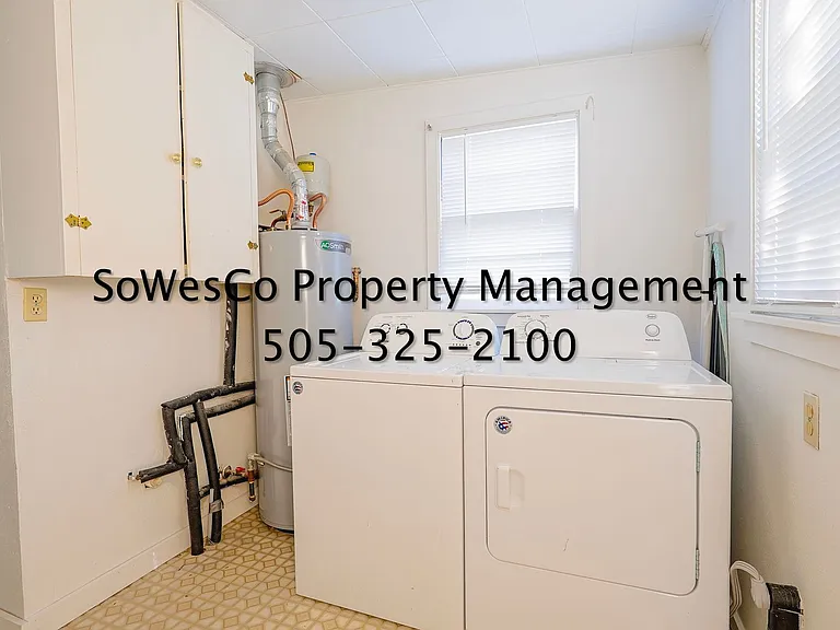 1011 N Monterey Ave — Photo 14