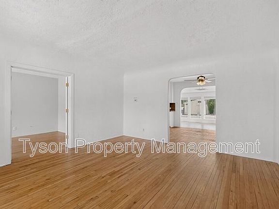 4th image of 310 Truman St NE