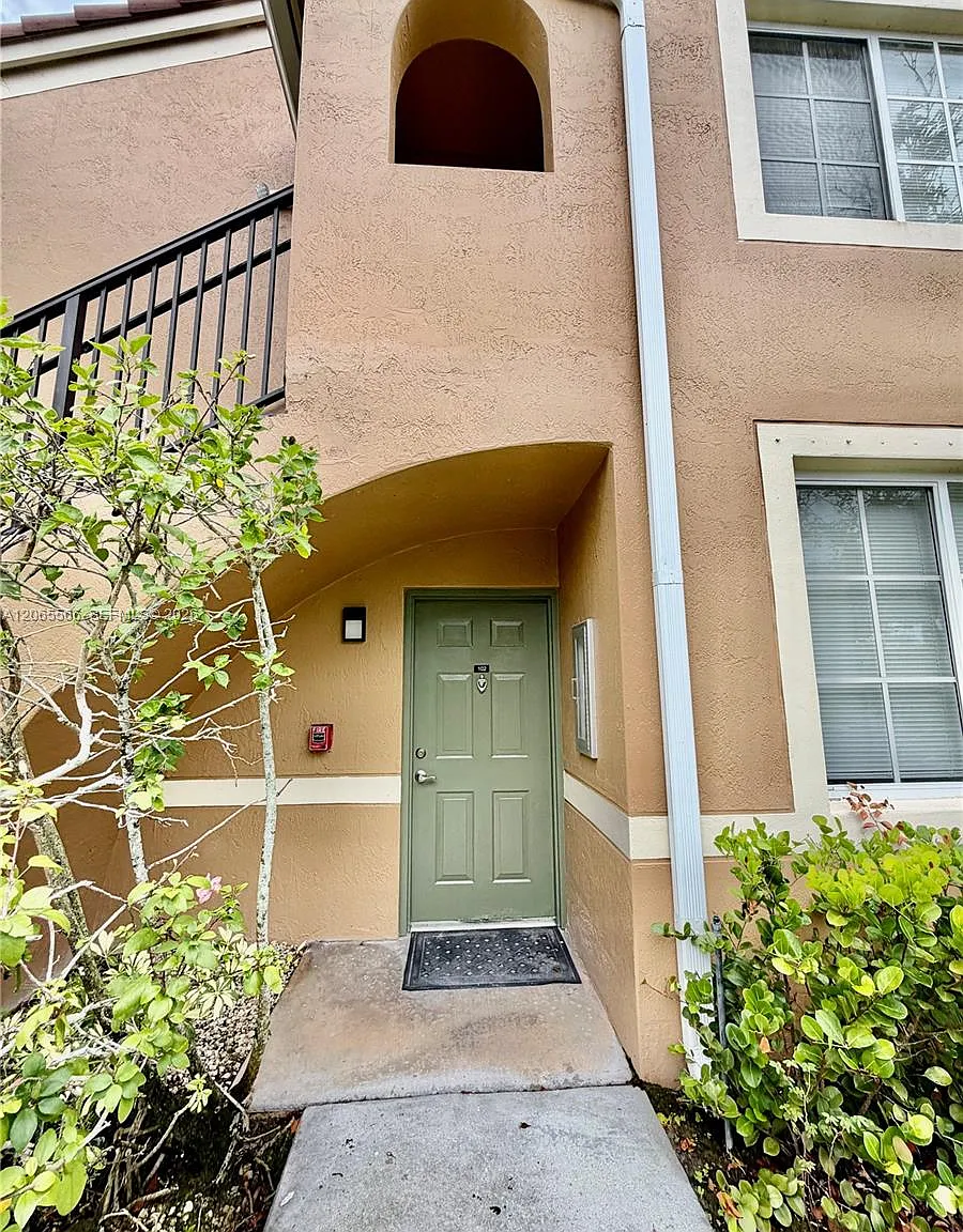 El-Ad Nob Hill Condo — Photo 3