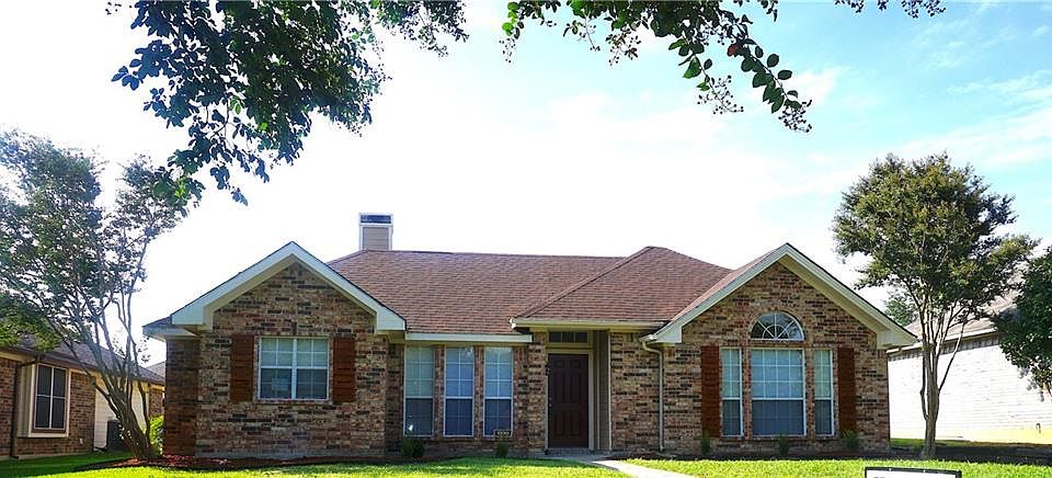 1st image of 1330 Riverview Ln