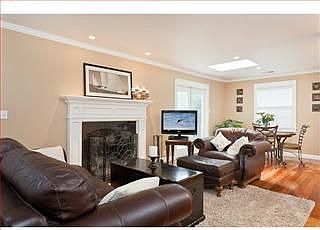 3rd image of 971 Maddux Dr