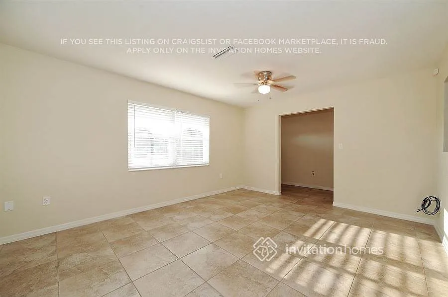 108 57th St W Bradenton, FL 34209 — Photo 2
