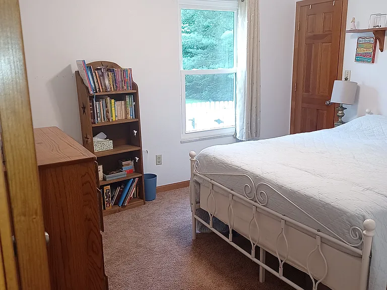 1021 Edgewood Dr — Photo 15