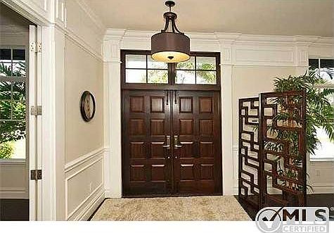 2nd image of 926 Banyan Dr