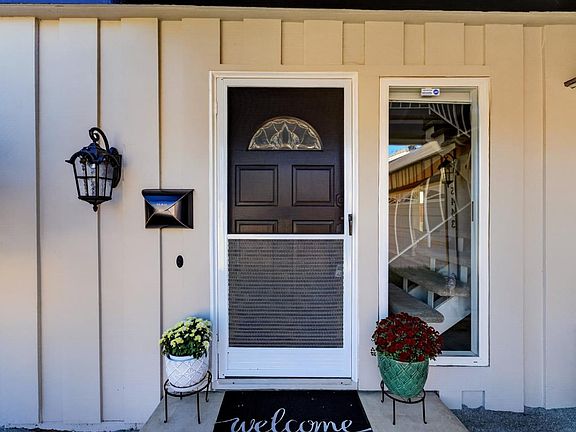 3rd image of 5443 Entrada Cedros