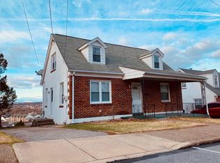 719 Grove St, Bridgeport, PA 19405
