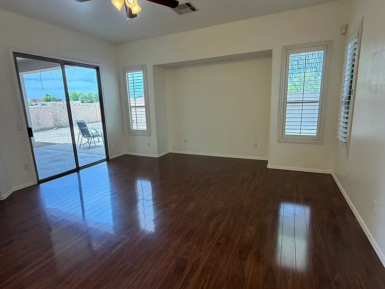 1510 W Saragosa St — Photo 6