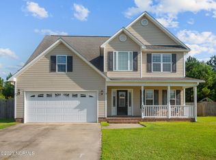 207 Willoughby Ln, Jacksonville, NC 28546