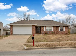3346 S Ridgecrest Ave, Springfield, MO 65807