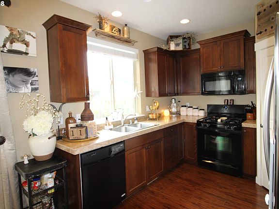 5th image of 8800 NE 20th Pl