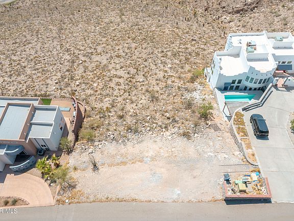3rd image of 63 Sierra Crest Dr