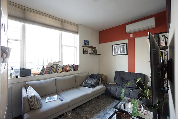 Rented by Rennit Inc. | media 15