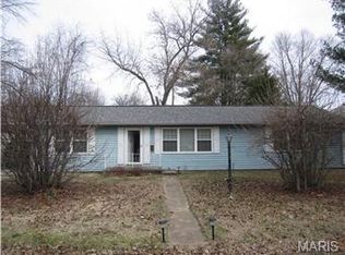 1517 Meadow Circle Dr, Pacific, MO 63069