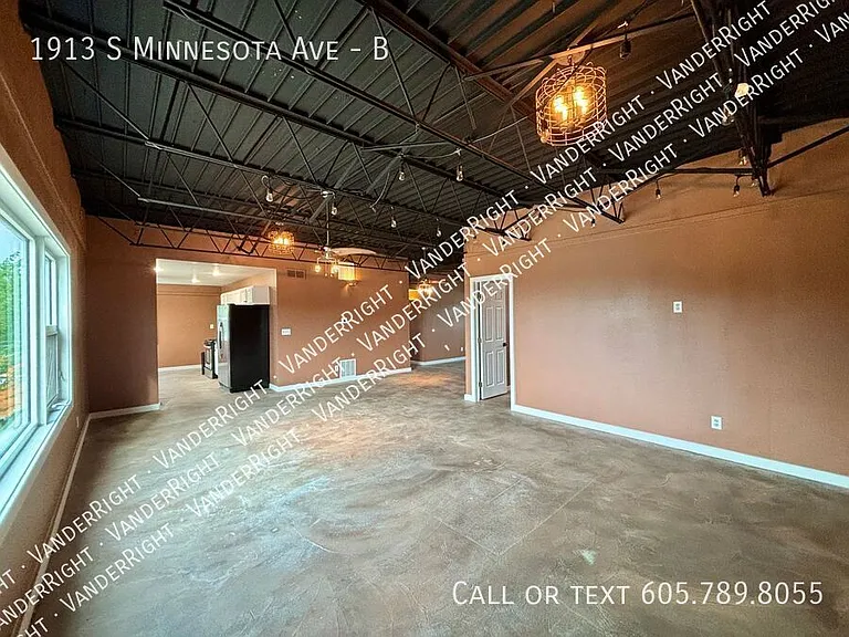 1913 S Minnesota Ave #B — Photo 1