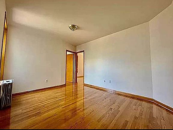 2nd image of 106 Mulberry St APT 40