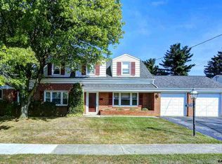 250 McKinley Ave, Hanover, PA 17331