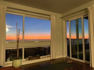 524 Monterey Rd #8, Pacifica, CA 94044