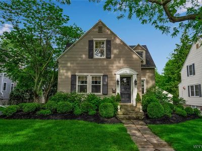 87 Garrison Rd, Buffalo, NY, 14221