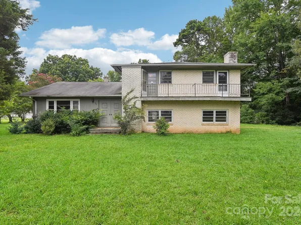 624 Carole Ln, Charlotte, NC 28214