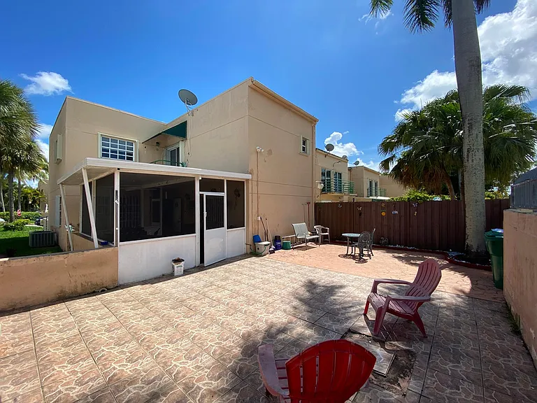 11955 SW 18th Ter #1 — Photo 14