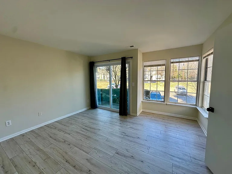 9623 Vinca Cir #A — Photo 13