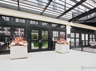 1110 W 15th St UNIT 312, Chicago, IL 60608