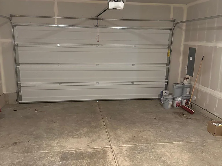 874 NE Trillium Dr — Photo 11