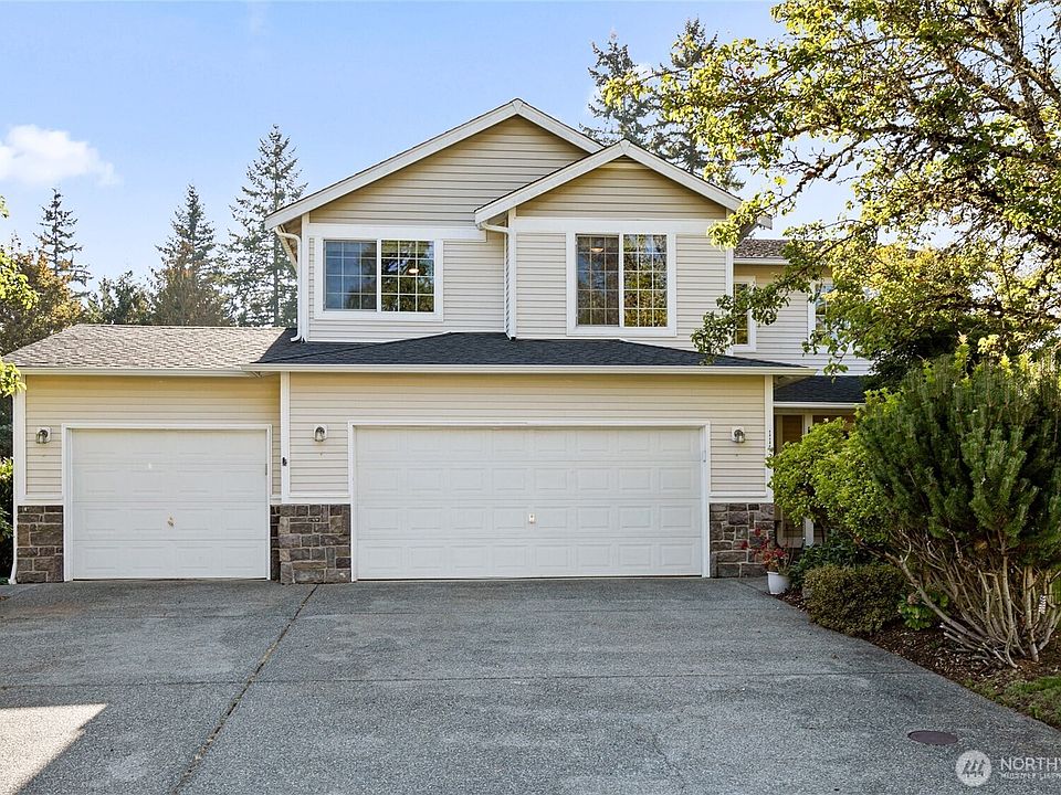 1st image of 11428 210th Avenue Ct E